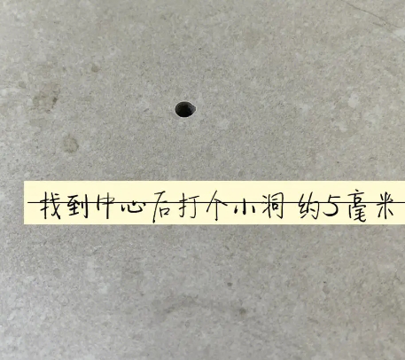 顺城瓷砖空鼓维修公司专业解答在瓷砖铺贴过程中，如果砂料搅拌不均匀，将会带来以下问题